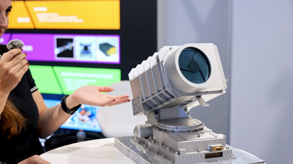 TESAT SCOT80: Advanced Laser Communication Technology for Satellite Constellations SCOT80 - TESAT