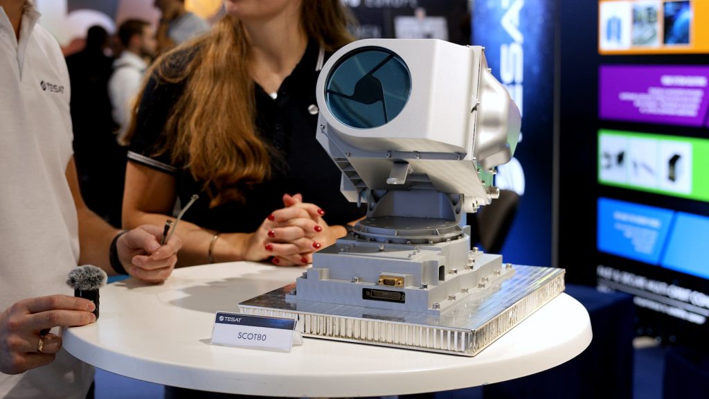 TESAT SCOT80: Advanced Laser Communication Technology for Satellite Constellations SCOT80 - TESAT